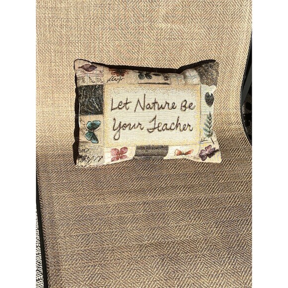 Decorative Tapestry Nature Throw Pillow Small Outdoors Garden Insects Plants - Picture 1 of 4